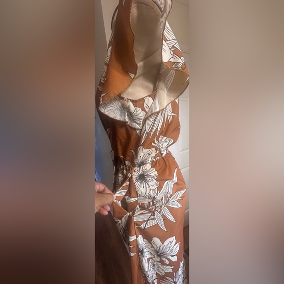 A+K Floral Flutter Sleeve Jumpsuit w Pockets - Picture 6 of 10